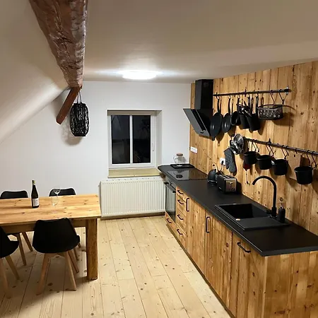 Kanteho Grunt Apartment *