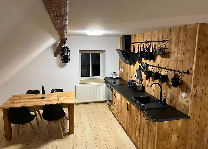 Kanteho Grunt Apartment *