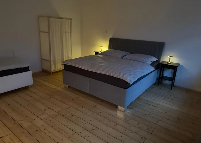 Kanteho Grunt Apartment *